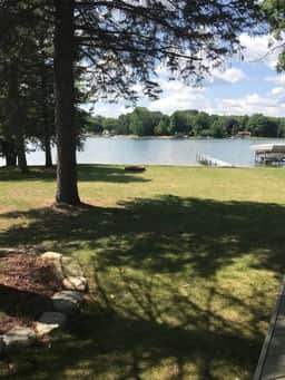 A68 Lakefront 4+ bedroom on Main Canadian - Image 4