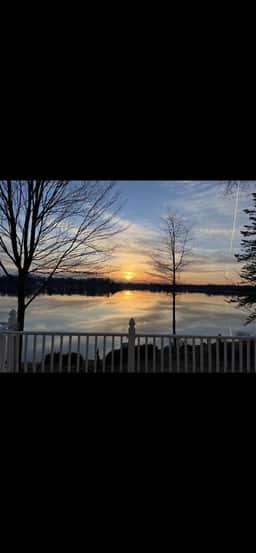 BH3 - Lakefront Chalet on West Canadian Lake - Image 3