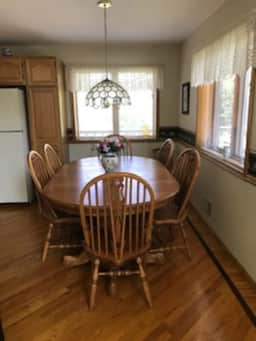 D40 Very spacious home on East Canadian Lake - Image 4