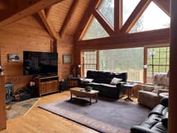 DAL - Large Log Cabin on Finger Lake - Image 3