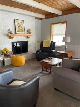 G25 Pristine 4 bedroom in Lost Canyon - Image 3