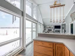 H1 Lakefront 3 bedroom / 3 bath West Canadian Lake - Image 5