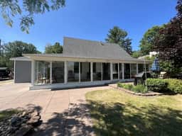 W82 Lakefront cottage on Main Canadian Lake - Image 2