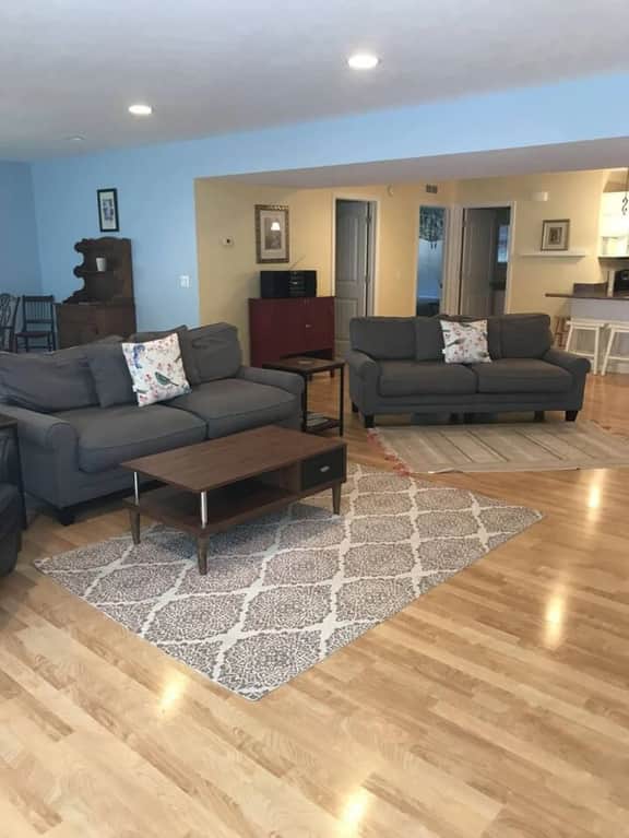 A68 Lakefront 4+ bedroom on Main Canadian - Image 5